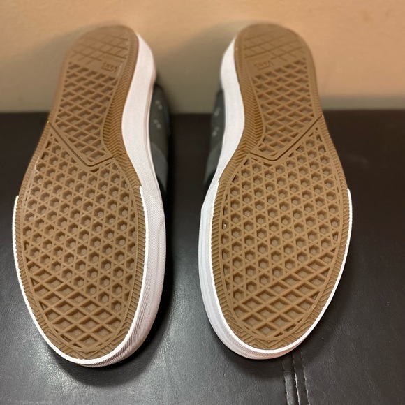 NWOT Vans Gilbert Crockett Men’s Ultracush 10.5 - Picture 4 of 4